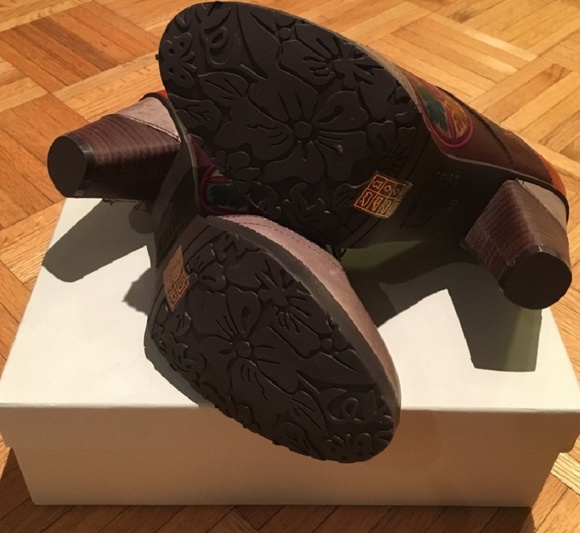 L’Artiste Gorgeous Heels! colorful painterly tooled leather great dancing shoes - Picture 9 of 9